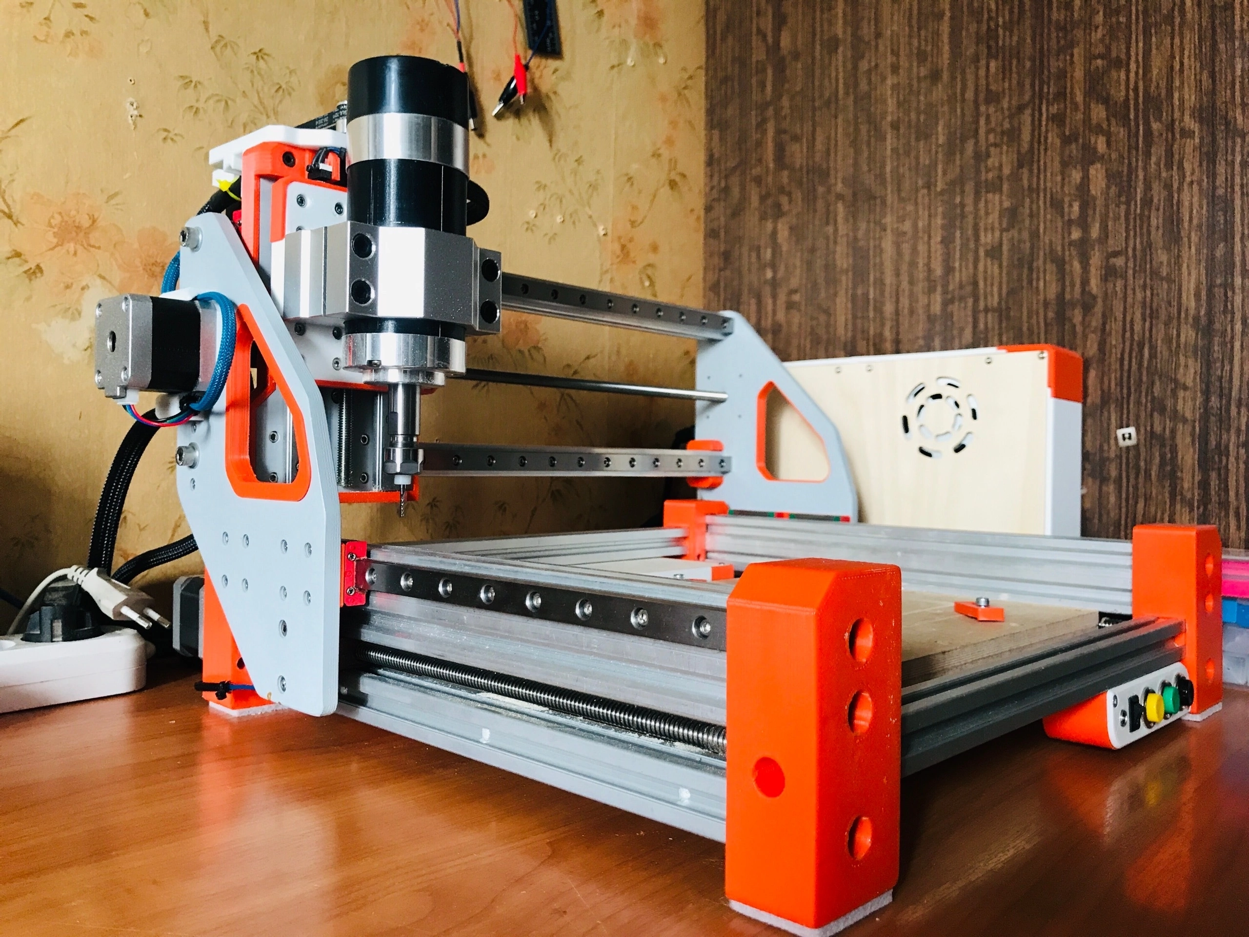 小型数控基于STM32F103S8T6